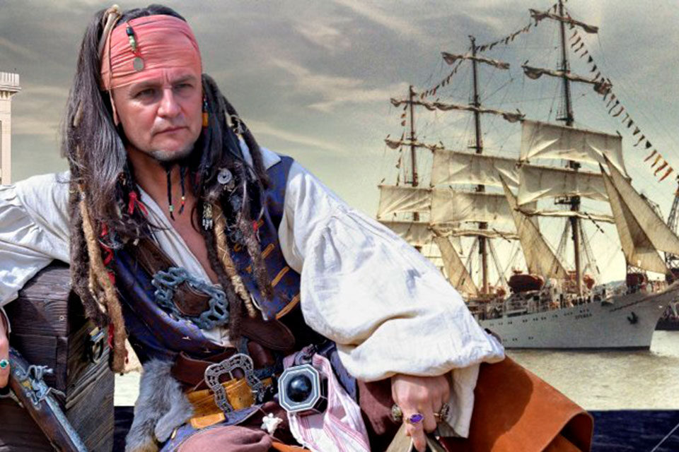 пірат Андрій Горобець Садовий