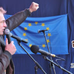 Медіахолдинг Андрія Садового виплачує зарплату працівникам у конверті